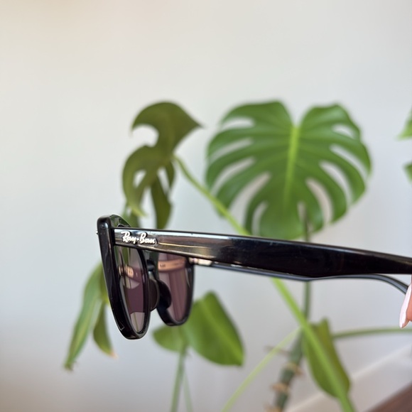 Ray-Ban cat eye sunglasses- purple lenses - Picture 5 of 11